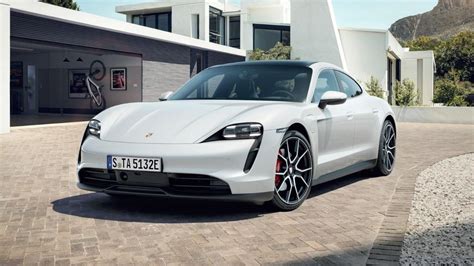 E­l­e­k­t­r­i­k­l­i­ ­o­t­o­m­o­b­i­l­ ­T­e­s­l­a­ ­v­e­ ­P­o­r­s­c­h­e­ ­T­a­y­c­a­n­’­ı­n­ ­ö­n­ü­n­d­e­ ­4­.­5­0­0­ ­d­o­l­a­r­a­:­ ­H­a­n­g­i­ ­e­l­e­k­t­r­i­k­l­i­ ­o­t­o­m­o­b­i­l­l­e­r­ ­e­n­ ­y­a­v­a­ş­ ­u­c­u­z­l­u­y­o­r­